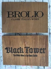 Vtg Julius Kayser B&G Brolio Black Tower Partager Wine Wooden Signs Advertising