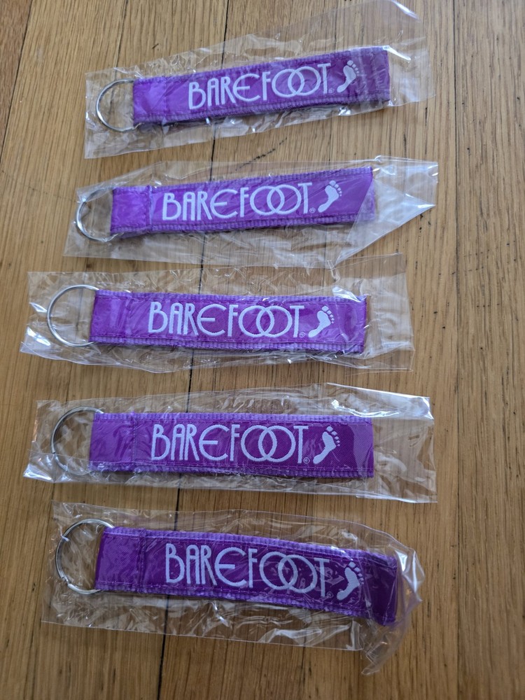 Lot of 5 – Barefoot Wines Promotional Purple Wrist Keychain – NEW