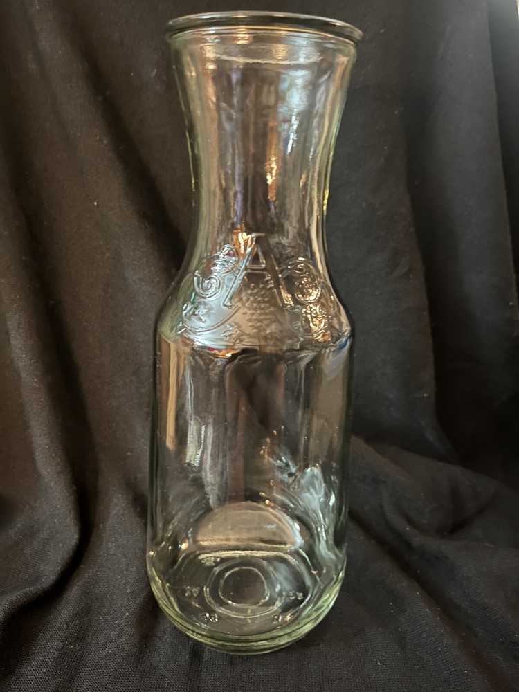 Vintage Anchor Hocking Clear Glass Milk Jug Bottle with « A » Grape Vine Design