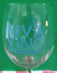Set of 5 Viva Vino New Mexico Wine Festival 7&Prime; Glasses – Multi-Color Lettering