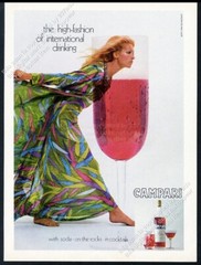 1970 Campari aperitif woman in flowery dress photo vintage print ad