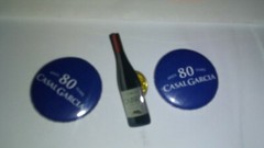2 CASAL GARCIA WINE PORTUGAL 80 YEAR ANNIVERSARY PIN BUTTON BOTTLE SHAPE. CABRIZ
