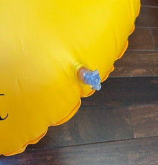 VEUVE CLICQUOT CHAMPAGNE INFLATABLE WATER TUBE POOL/SNOW FLOAT ICE BUCKET ( 1 )