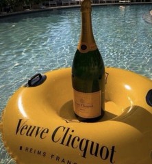 Veuve Clicquot Snow / Water Pool Inflatable Tube Ice Bucket Luxury NEW