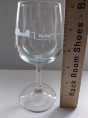 6&Prime; Fly High Vineyard Wine Glass