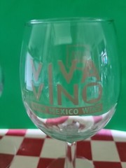 Set of 5 Viva Vino New Mexico Wine Festival 7&Prime; Glasses – Multi-Color Lettering