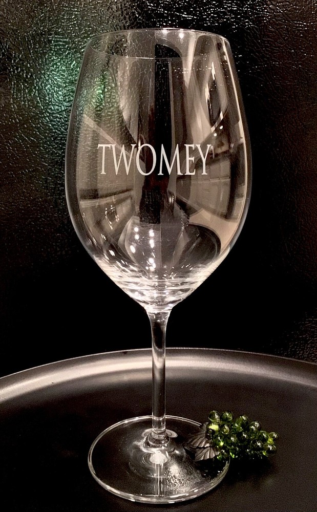 TWOMEY Vineyards Estate Schott Zwiesel Crystal Wine Glass NAPA VALLEY PRISTINE!