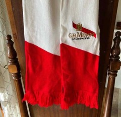 G.H. Mumm Champagne Embroidered Red And White Winter Scarf *BRAND NEW*