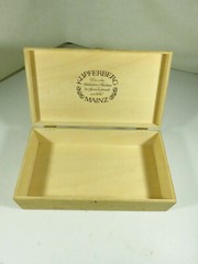 Vtg KUPFERBERG MAINZ WOODEN PRESENTATION BOX for 2 bottles