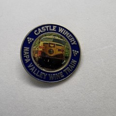 Napa Valley Wine Train Ambassador Souvenir Lapel Pin California Gold Tone
