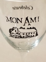 Mon Ami Catawba Island – Celebrate – Wine Glass – 7&Prime; Tall – Black Artwork