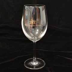 Santa Barbara Winery – California – Wine Glass with Gold Artwork 8-1/4&Prime; Tall ***