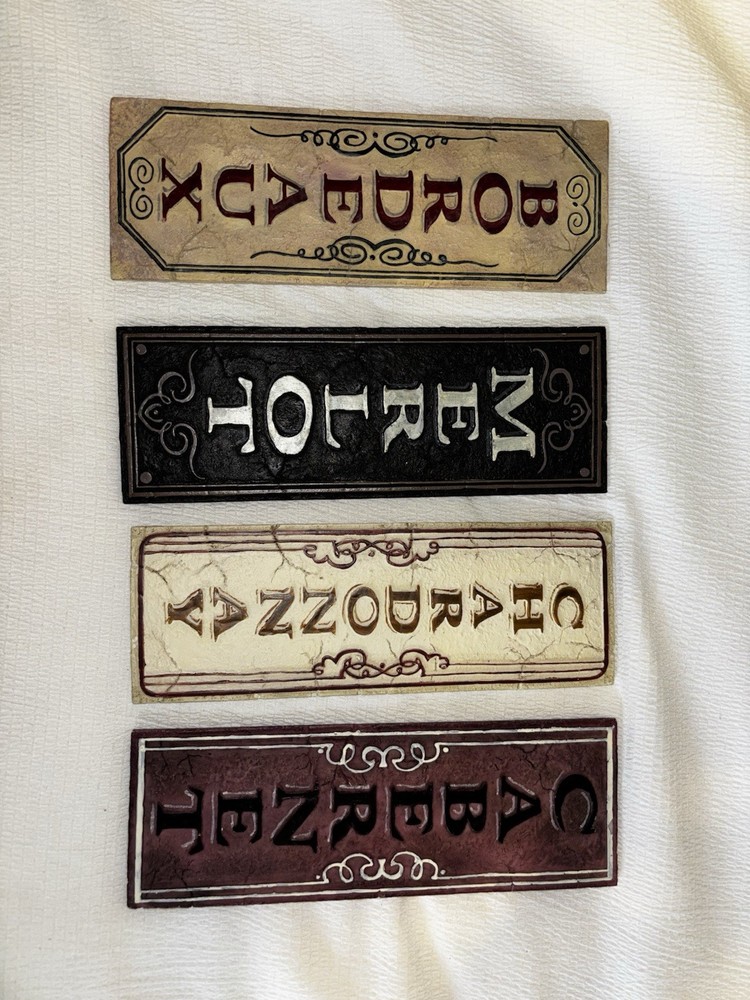 Set of 4 Decorative Wine Wall Signs Bordeaux Merlot Chardonnay Cabernet Beige
