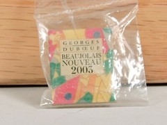 Georges Duboeuf Beaujolai Nouveau 2005 Event lapel/hat Pin Orig Pkg