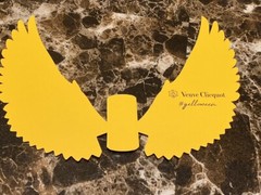 Authentic Veuve Clicquot VCP Signature Yellow CROWS YELLOWEEN Decoration RARE