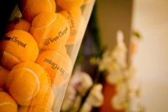 VEUVE CLICQUOT CHAMPAGNE VCP SIGNATURE RARE 3 PACK TENNIS BALLS NEW SEALED