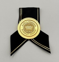 Vintage Moet & Chandon Champagne 1743 Epernay France Ribboned Medal Collectible