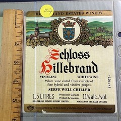 Vintage 1983 Schloss Hillebrand Estates White Wine UNUSED 1L Paper Label Q107