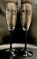 MUMM Cuvée Napa Black Stemmed Champagne Flutes (2) FRANCE ~ PRISTINE!