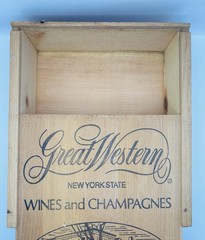 Great Western New York State Wines Champagnes Vintage Slide Top Wood Crate 11×13