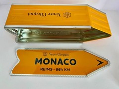 VEUVE Clicquot Champagne MONACO Arrow Tin LIMITED EDITION Gift Box Orange Decor