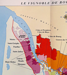 Vintage Bordeaux French Wines from Booklet: « Bordeaux Mini-Guide Des Vins »