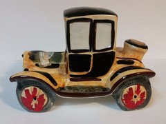 Borghini&rsquo;s One of A Kind Wine Collector&rsquo;s Car Decanter – Italy 1969 – Empty
