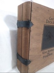 Cantine Duca D&rsquo;Asti Piedmonte Italy Empty Wooden Hinged Wine Box Latched 1980s