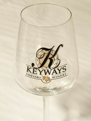 KeyWays Vineyard Winery – Temecula, CA – Wine Glass – Black Gold Artwork 8-3/4&Prime;