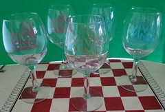 Set of 5 Viva Vino New Mexico Wine Festival 7&Prime; Glasses – Multi-Color Lettering