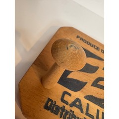 VTG California Table Grapes Wooden Wall Rack Produce Crate Advertising Sign Hook