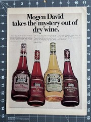 1967 Mogen David Original Vintage Advertisement Dry Wine Wines Print Ad