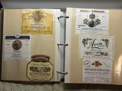 A LOT OF OVER 200 VINTAGE WINE AND LIQUOR BOTTLE LABELS