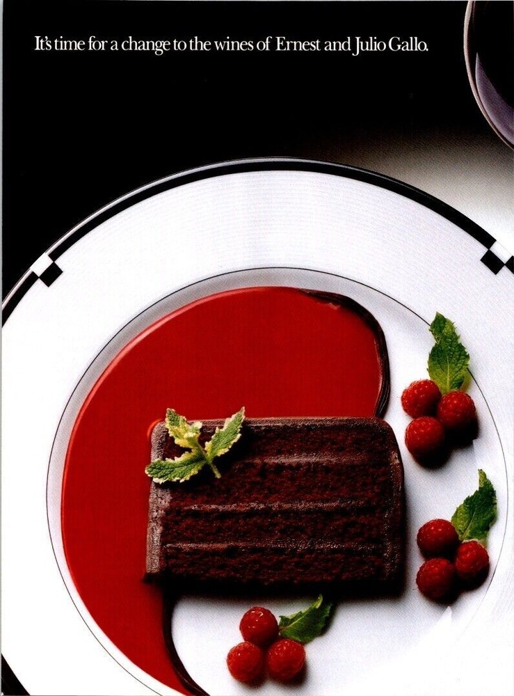 ERNEST & JULIO GALLO Wine Ad Bon Appetit 1992 Magazine Holiday Kitchen Decor