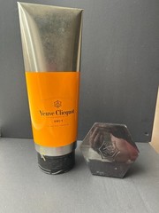 VINTAGE VEUVE CLICQUOT CHAMPAGNE ORANGE PAINT TUBE TIN CARRIER / CHAMPAGNE / BAR