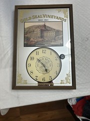Gold seal fine wines Bar Advertising Clock 12×17