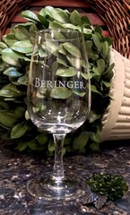 Vintage BERINGER Vineyards Wine Glass Napa Valley ~ PRISTINE!