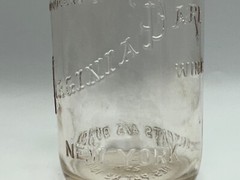 Vintage 12&Prime; Garrett Co. Virginia Dare Wine 4/5 Quart Glass Bottle, Nice