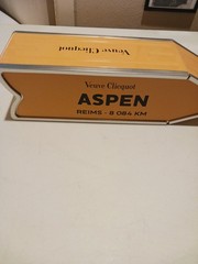 Veuve Clicquot ASPEN Destination Arrow Tin Limited Edition Run EMPTY TIN ONLY