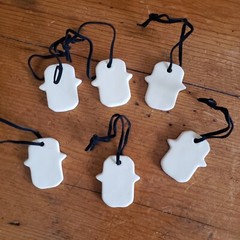 Inglenook Vineyard Rutherford Napa California Porcelain Wine Glass Cellar Tags
