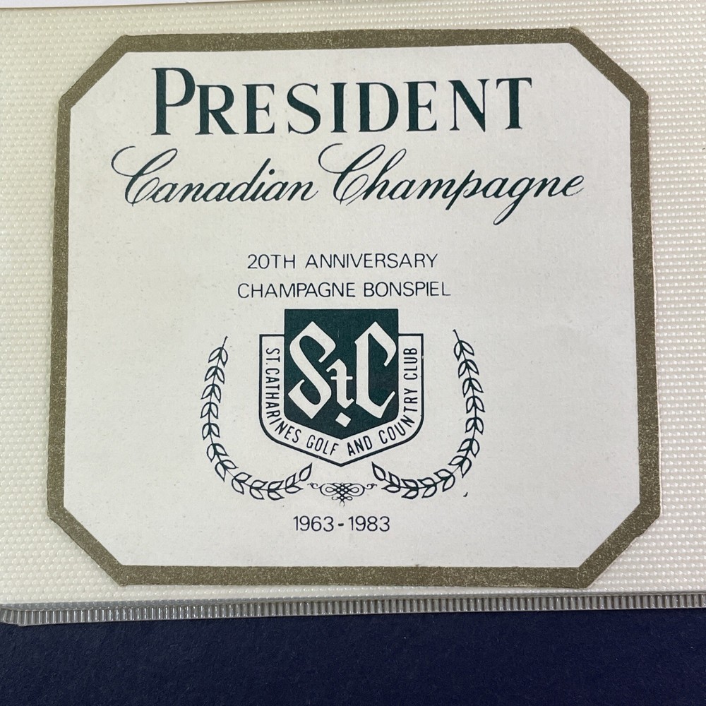 Vintage 1983 St. Catharines Golf & Country Club Champagne UNUSED Paper Label 131