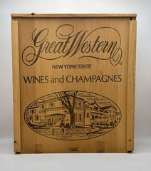 Great Western New York State Wines Champagnes Vintage Slide Top Wood Crate 11×13