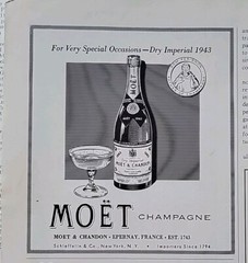 1952 Moet Dry imperial Champagne for very special occasions vintage ad