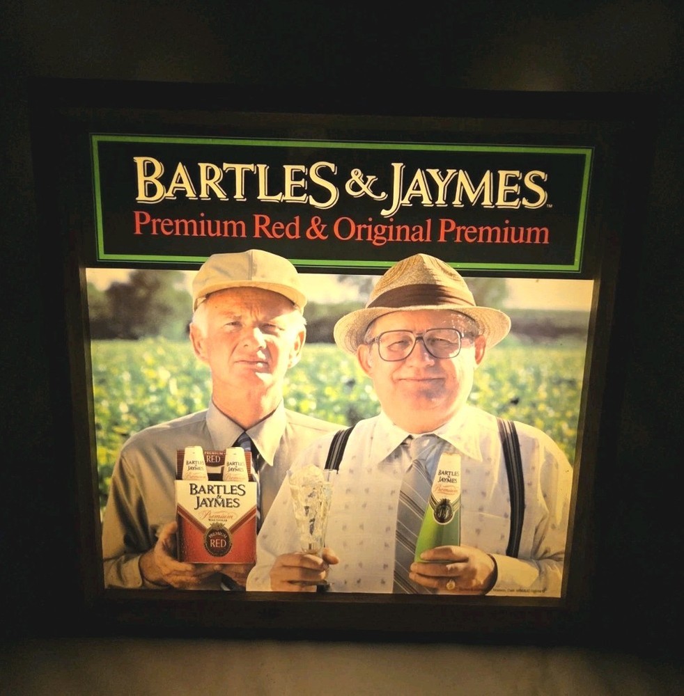 Vintage 1980&rsquo;s Bartles & Jaymes Lighted Wood Sign 13&Prime; x 13&Prime; Works!