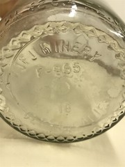 JFJ Winery Wine Carafe 24.5 Ounce F-965 Embossed Grapes Design Ceres California