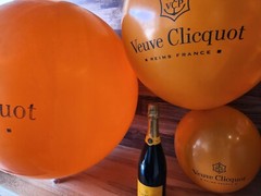 10 Veuve Clicquot Balloons Mix of Orange and Pink – Various Size Sets