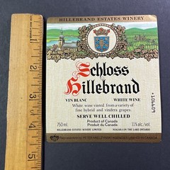 Vintage 1983 Schloss Hillebrand Estates White Wine UNUSED 750mL Paper Label Q106