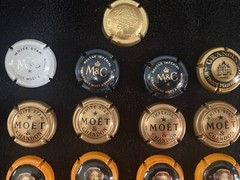 Lot of 21 Plate Muselet de Champagne Veuve Clicquot, Moet & Chandon etc