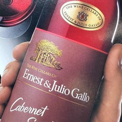 1992 Wine Cellars Of Ernest & Julio Gallo Vintage Print Ad Advert Art