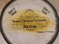 Vintage 19” Veuve Clicquot Ponsardin Brut 1962 Champagne Advertising Tray France